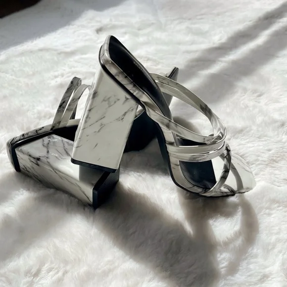 π€π€ Pretty Little Things π€π€ New! Marble Heels - Picture 1 of 12